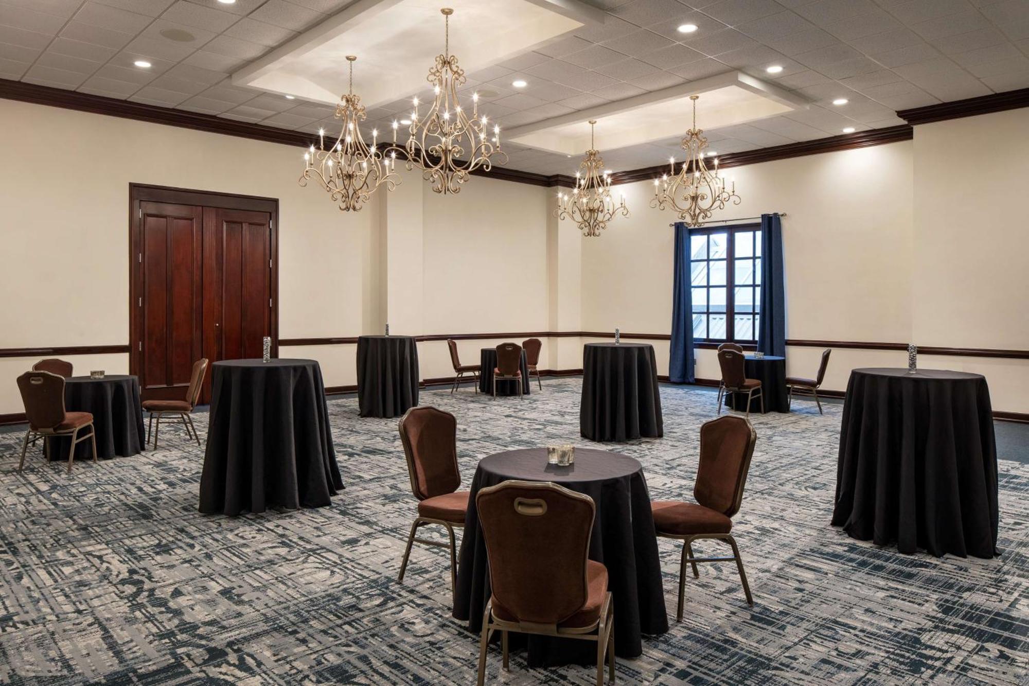Embassy Suites By Hilton New Orleans Convention Center Exteriér fotografie
